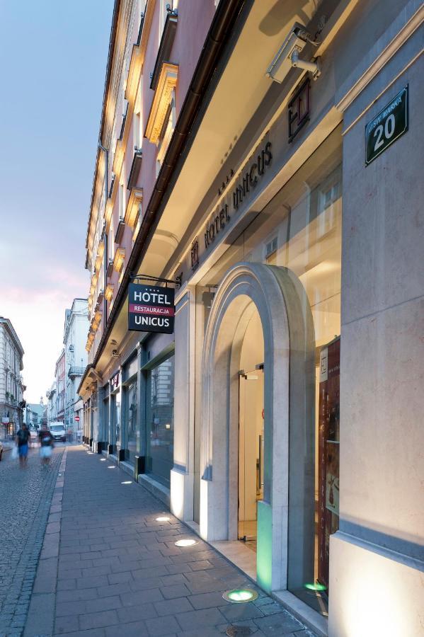 Unicus Old Town 4*
