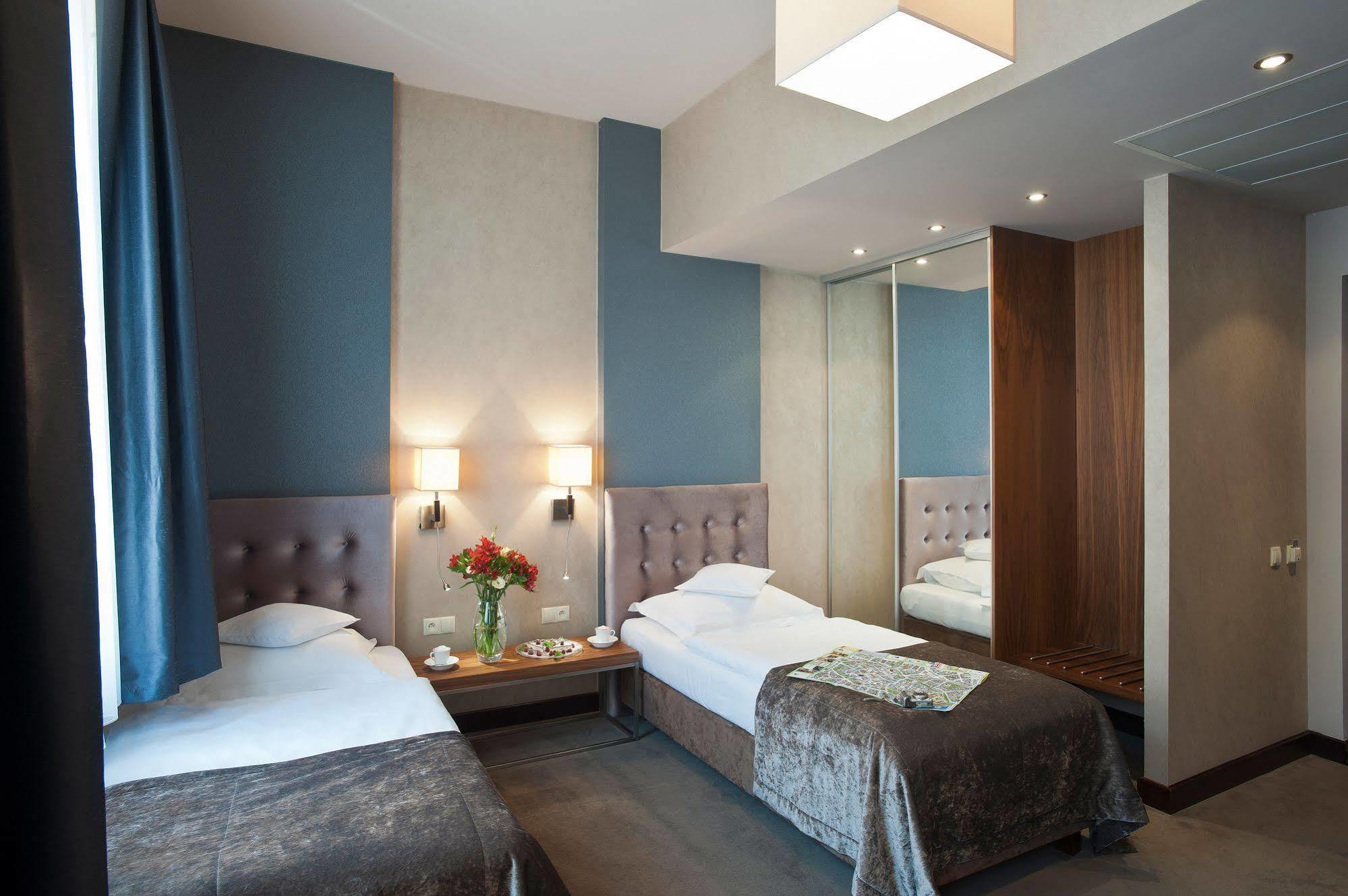 Hotel Unicus Old Town 4*